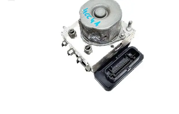 Nissan X-Trail T30 ABS Pump 476604CC4A