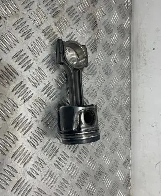 Renault Trafic II (X83) Piston with connecting rod 1058.7