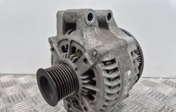 BMW 6 F06 Gran coupe Generator/alternator 7616119