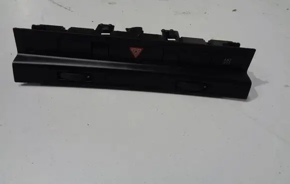 Audi A6 Allroad C6 Hazard light switch