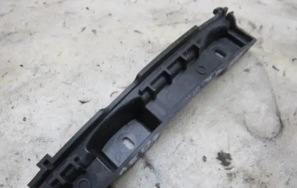 Audi A8 S8 D4 4H Rear bumper mounting bracket 4H0807366B