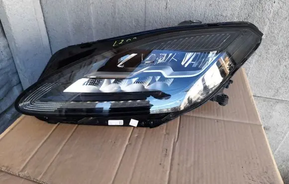 Jaguar E-Pace Headlight/headlamp