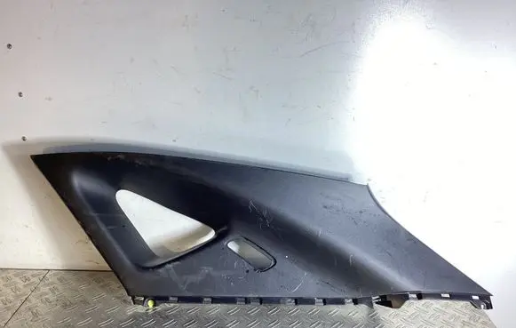 (C) pillar trim