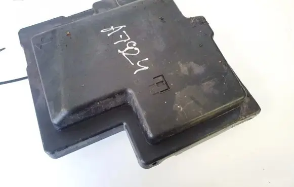 Peugeot 807 Fuse box cover 1495766080