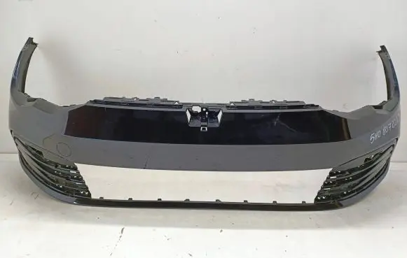 Volkswagen Golf VIII Front bumper 5H0807221J