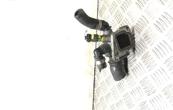 Opel Corsa D Thermostat/thermostat housing 55202373 C89188C W120J