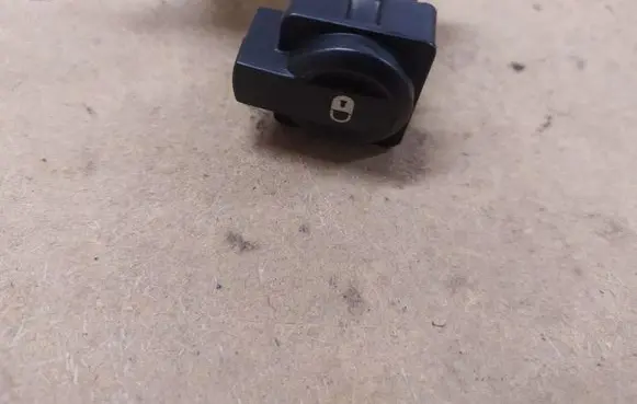 Citroen C4 I Central locking switch button 96476636XT 60519