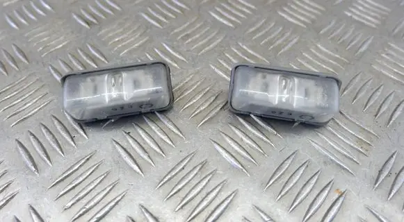 Lexus UX Number plate light 8120433030