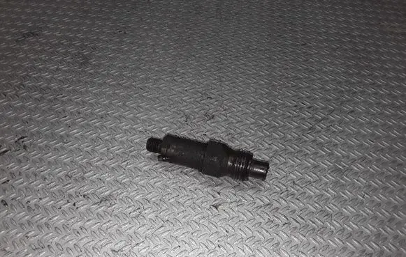 Fuel injector
