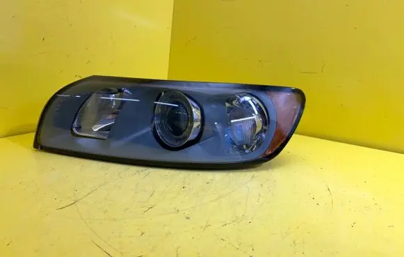 Volvo V40 Headlight/headlamp 5206