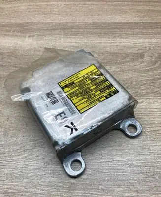 Toyota Prius (XW20) Airbag control unit/module 8917047390 1523006951