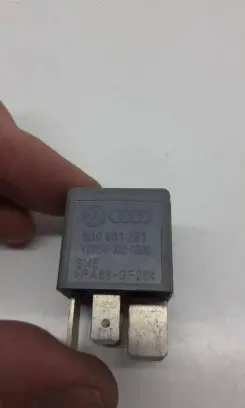 Audi A4 S4 B5 8D Other relay 8D0951253 370