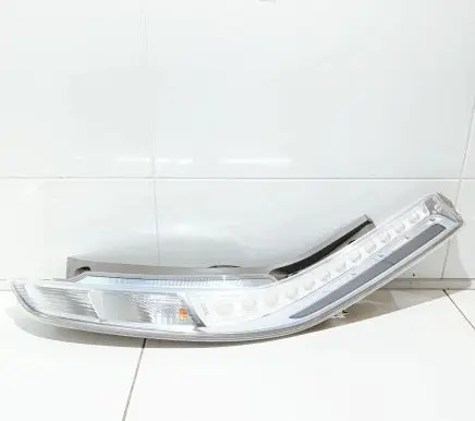 Nissan Leaf I (ZE0) Rear/tail lights I090037 D091