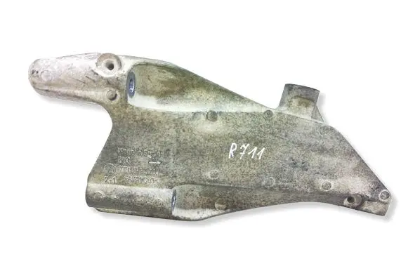 Volkswagen Transporter - Caravelle T6 Engine mounting bracket 7E0199370L