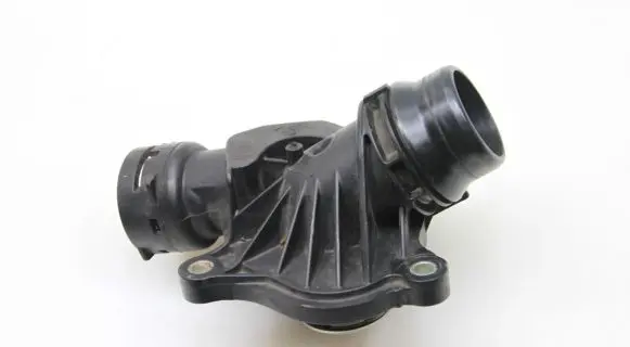 BMW 5 E60 E61 Thermostat 2248038