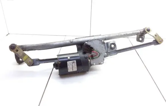Volkswagen New Beetle Front wiper linkage and motor 1C2955023D 443122313019