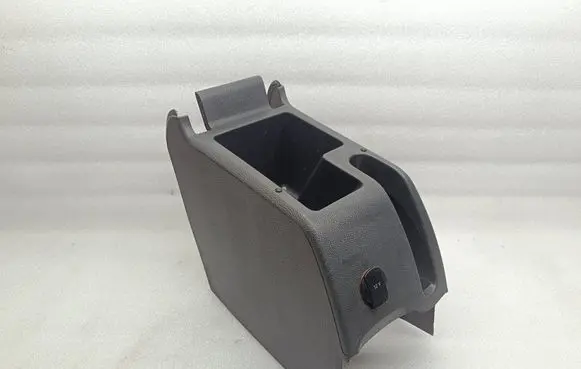 Volkswagen Golf V Center console 1K5863323