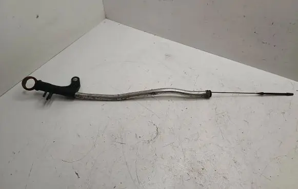 Peugeot 3008 II Oil level dip stick 9624425380