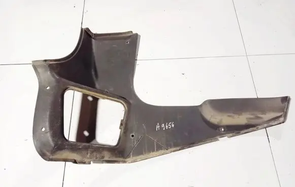 Opel Astra F Front mudguard 