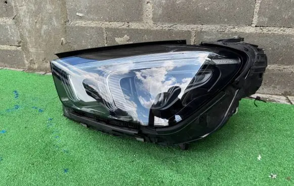 Mercedes-Benz GLE W167 Headlight/headlamp A1679066504