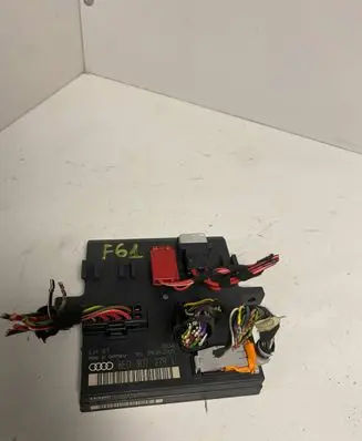Audi A4 S4 B7 8E 8H Comfort/convenience module 8E0907279L 00009773B6