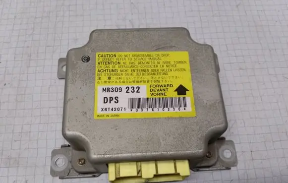 Mitsubishi Galant Airbag control unit/module MR309232