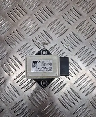 Honda CR-V ESP (stability system) control unit 39960STKA01 0265005683 3007223