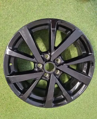 R18 alloy rim