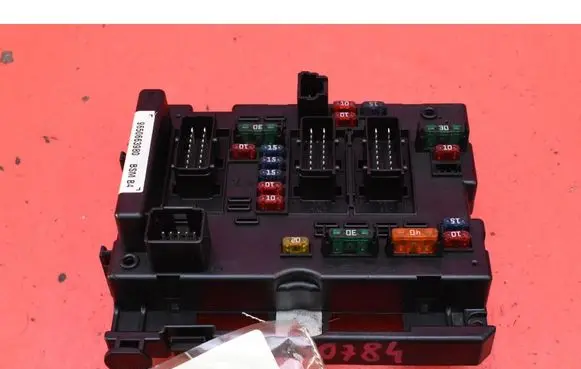 Peugeot 307 CC Fuse box set 9650663980