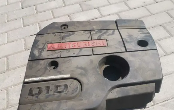 Mitsubishi Carisma Engine cover (trim) MR914631