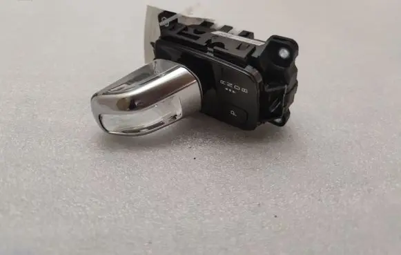 Volvo XC90 Gear shifter/selector 31492195