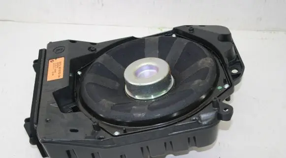 BMW 4 F32 F33 Subwoofer speaker 9210152