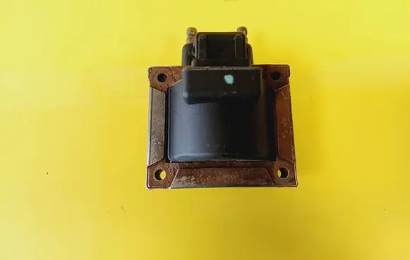 Renault Espace III High voltage ignition coil 7700850999 BAE801