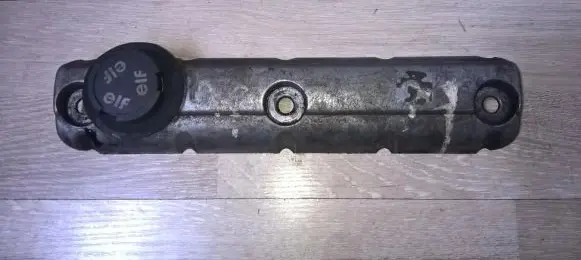 Rocker cam cover
