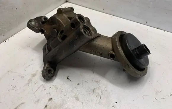 Audi A6 S6 C6 4F Oil pump 8705161630