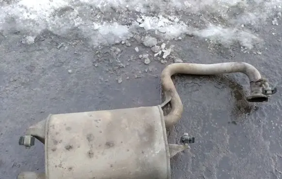 Toyota Avensis T250 Muffler/silencer 