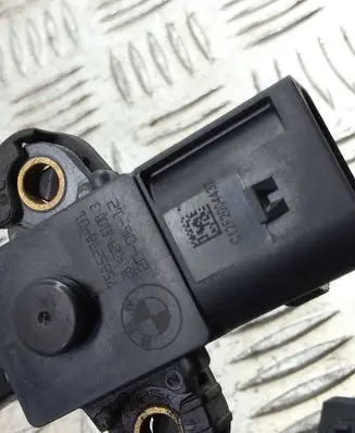 BMW 3 F30 F35 F31 Valve vacuum 7636155