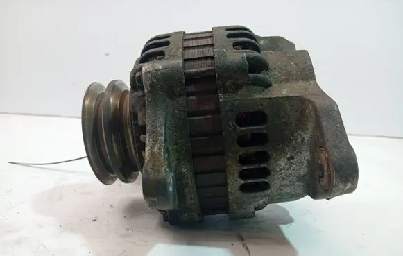 Nissan Navara Generator/alternator 23100VK010