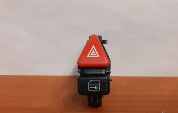 Mercedes-Benz A W168 Hazard light switch 8308 A1688201210