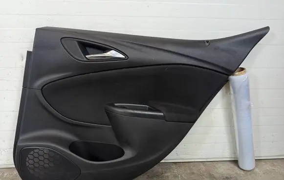 Opel Astra K Front door card panel trim 888403685 2514582