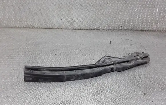 Headlight/headlamp mounting bracket