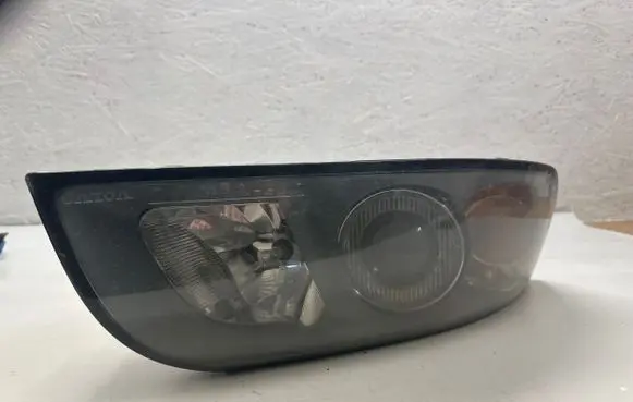 Volvo V50 Headlight/headlamp 30698886 0301198204