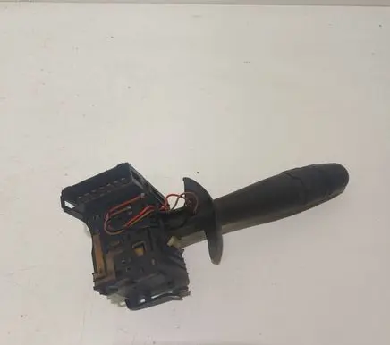 Renault Laguna II Indicator stalk 8200002461 6F2FB0U3 34448401AR