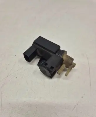 Volvo V60 Turbo solenoid valve 31293964 14367 7032502