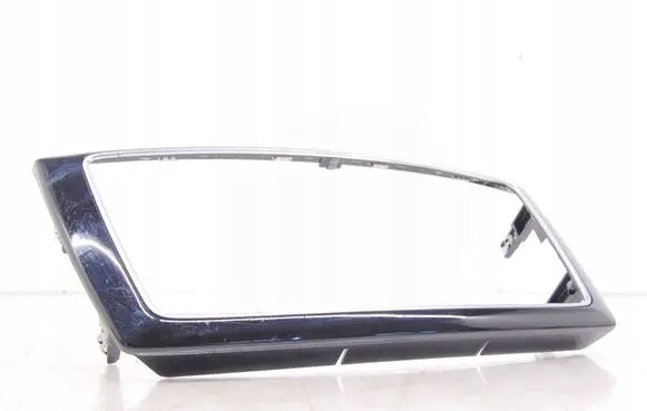 Mercedes-Benz GLE (W166 - C292) Dashboard center trim panel A1666802317