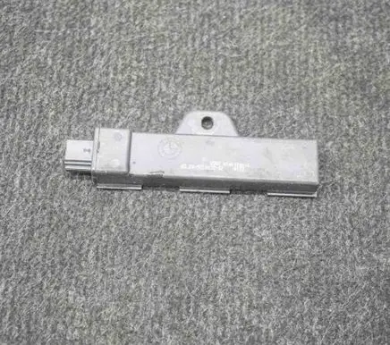 BMW M4 F82 F83 Keyless system antenna 9220832