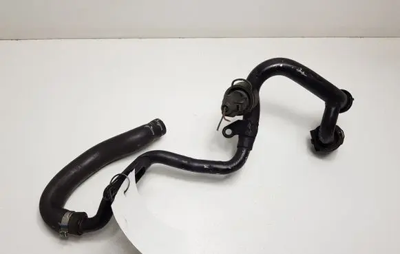 Audi Q7 4L Engine coolant pipe/hose 059121065