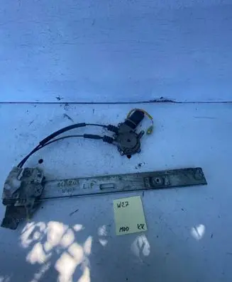 KIA Clarus Front door window regulator with motor WH536D0