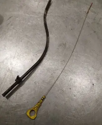 Hyundai Santa Fe Oil level dip stick