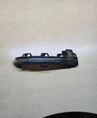 BMW X3 G01 Mirror indicator light 7441440